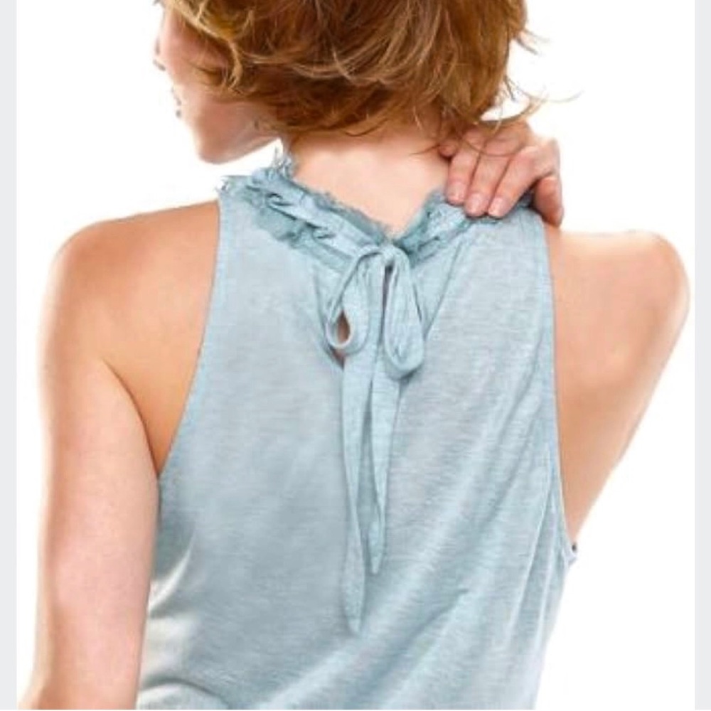 Banana Republic Ruffle Neck Tank - Picture 2 of 9